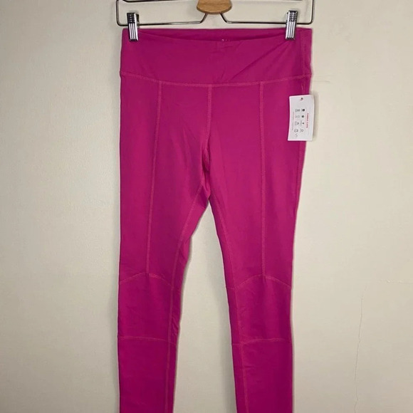 🏷️ NWT Tonic Elevar Made in Canada Leggings - Picture 4 of 6